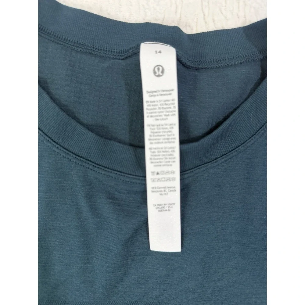 Lululemon Swiftly Tech Long Sleeve Shirt Top Size 14‎ Teal LW3JE9S